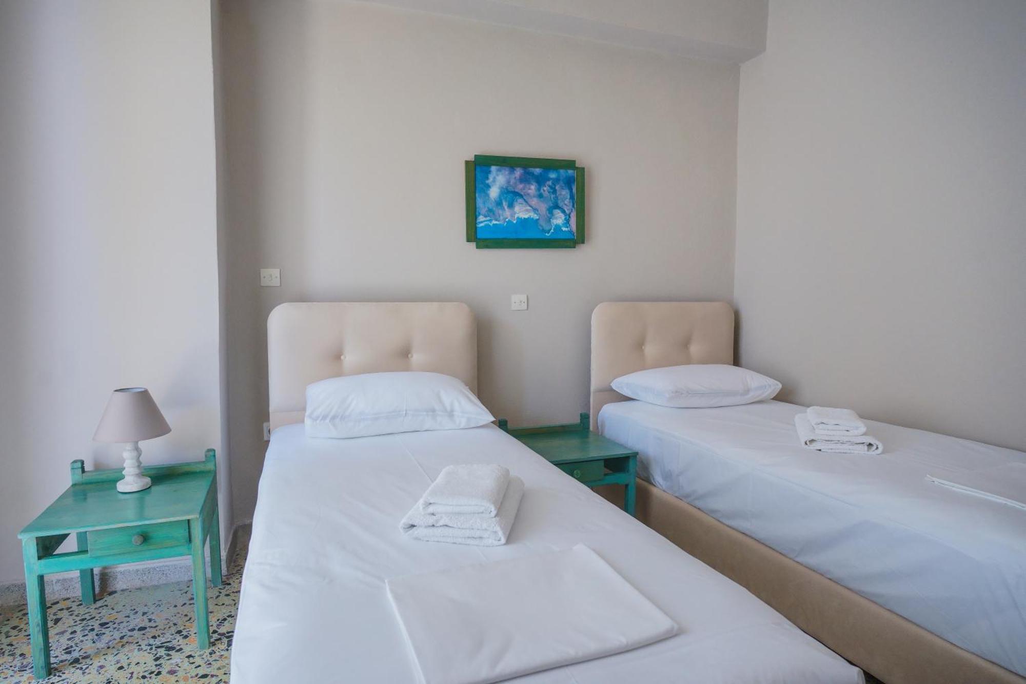 Hotel Korfos - Ξενοδοχείο Κόρφος Renovated Экстерьер фото