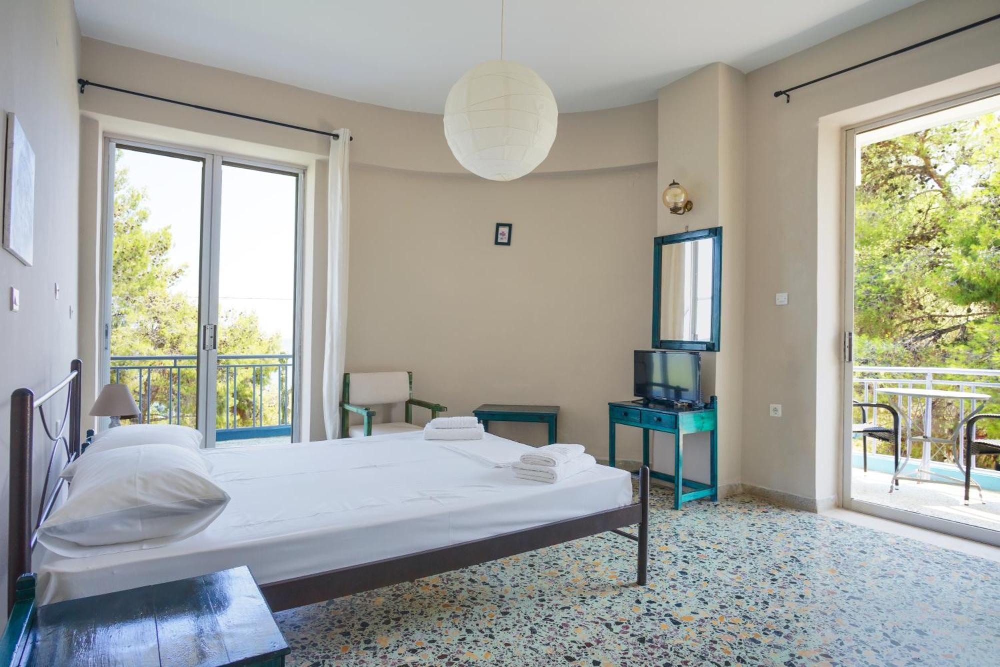 Hotel Korfos - Ξενοδοχείο Κόρφος Renovated Экстерьер фото