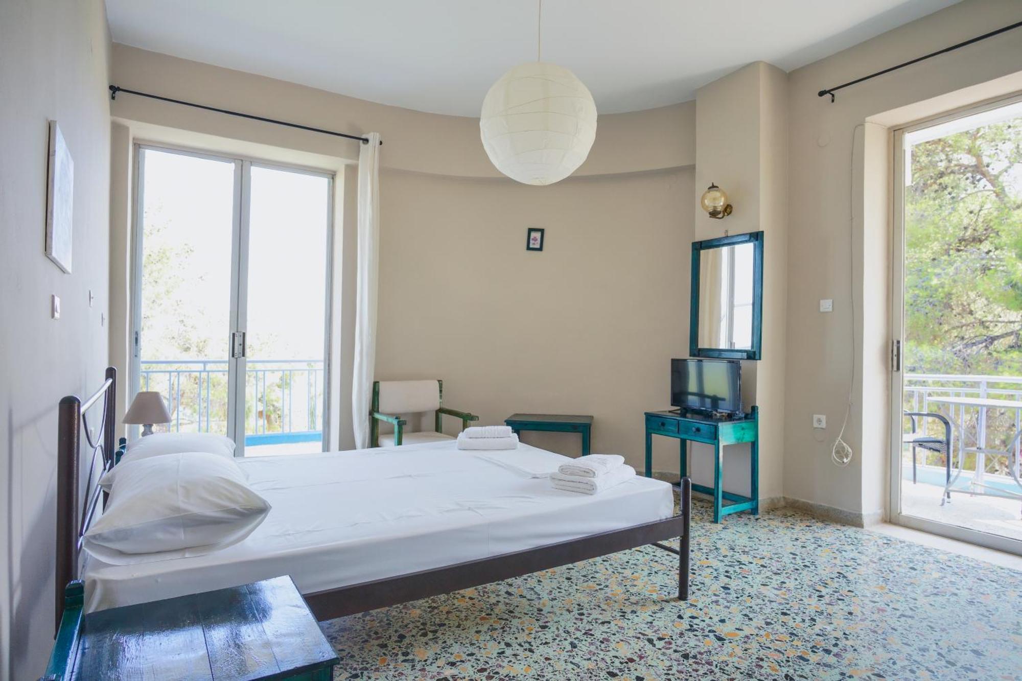 Hotel Korfos - Ξενοδοχείο Κόρφος Renovated Экстерьер фото