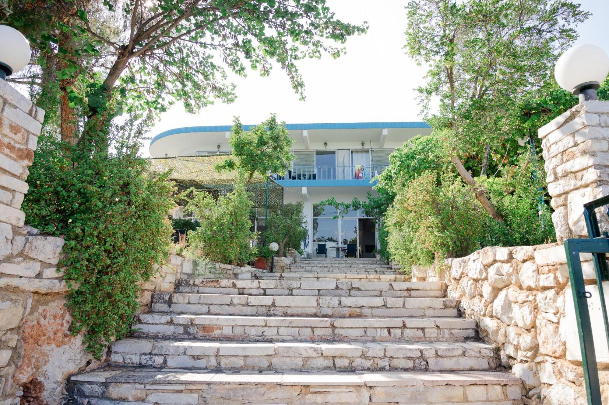 Hotel Korfos - Ξενοδοχείο Κόρφος Renovated Экстерьер фото